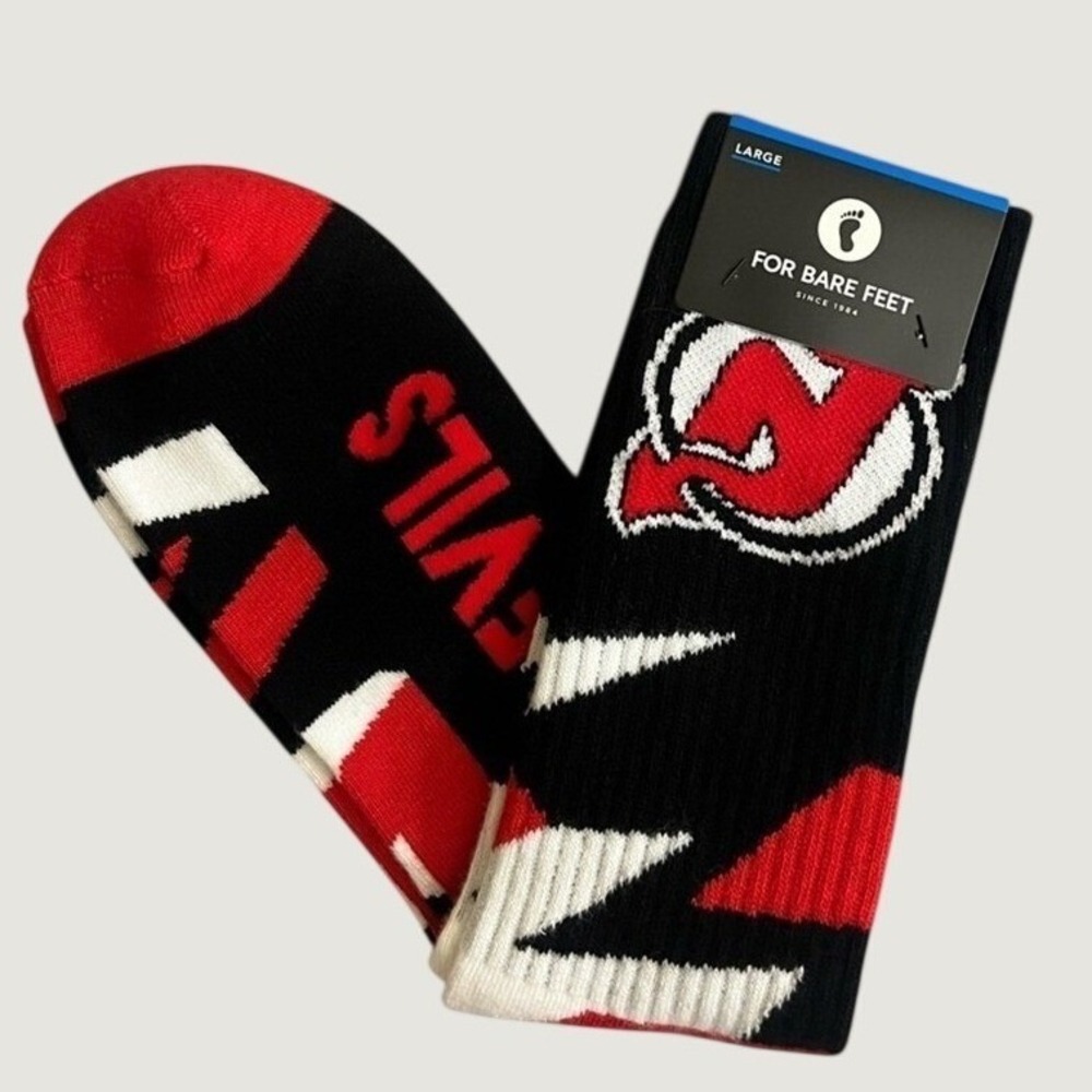 For Bare Feet New Jersey Devils Shattered Camo Crew Socks Mens Large NHL New